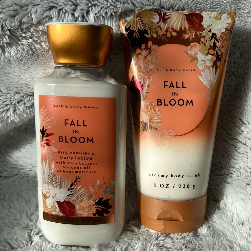 Bath & Body Works Fall In Bloom BUNDLE Creamy Body Scrub + Body Lotion